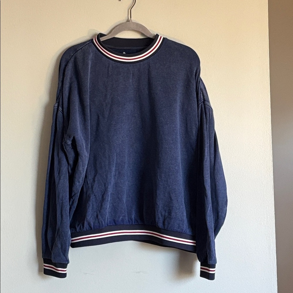 Able Women’s XL Retro-style Navy Sweatshirt